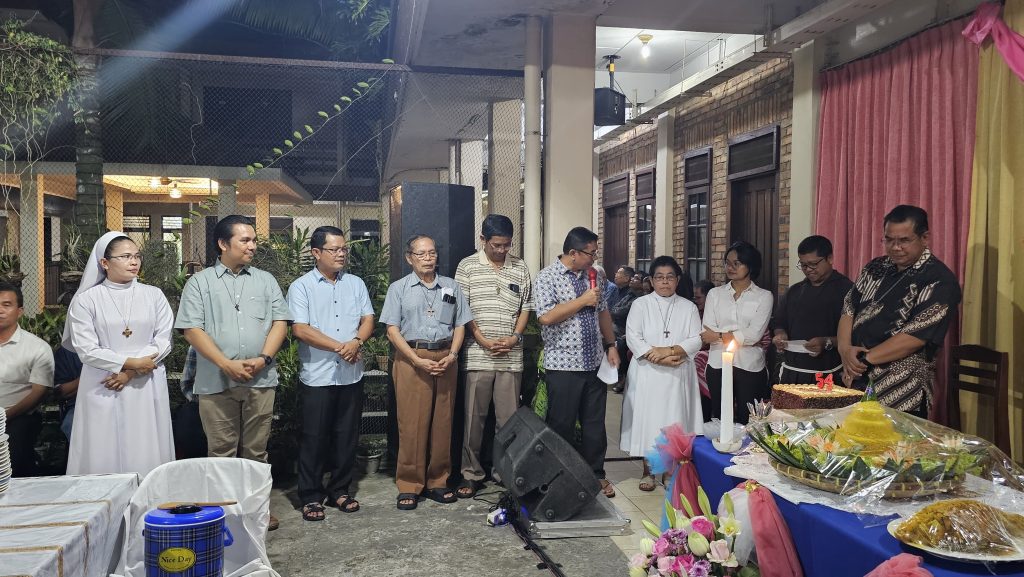 2a.Ultah Mgr