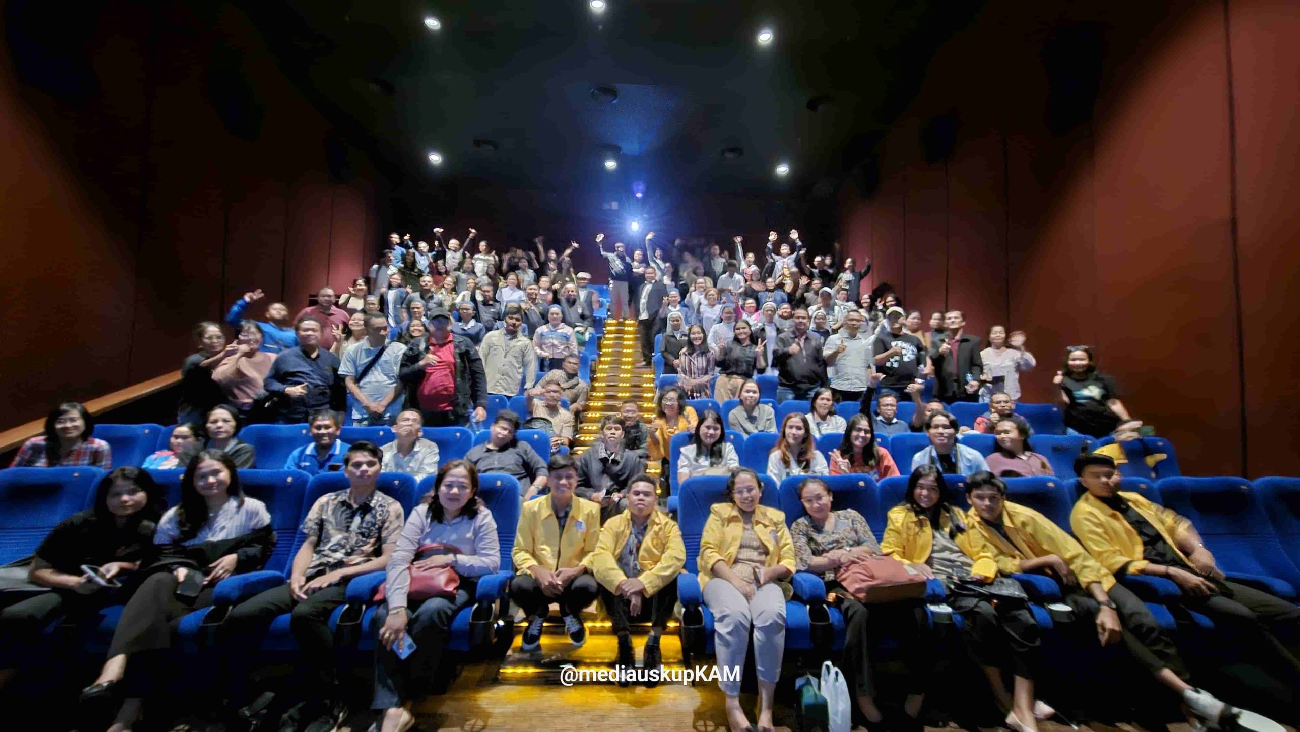 14a.Nobar Kuasa Gelap-mini 14a.Nobar Kuasa Gelap-mini