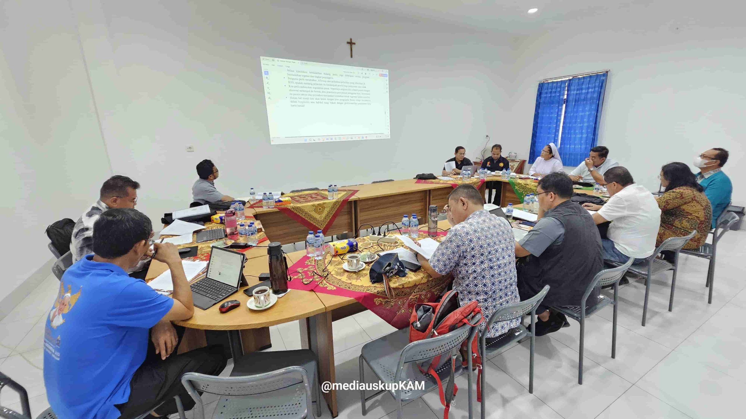 15b.Rapat Tri Organ Pengurus Yayasan Penuh Rahmat-mini 15b.Rapat Tri Organ Pengurus Yayasan Penuh Rahmat-mini