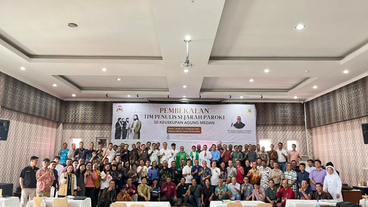 Pada 12-13 Februari 2026, Sekretariat Keuskupan Agung Medan mengadakan kegiatan Pembekalan Tim Penulis Sejarah Paroki se KAM di lt. 8 Catholic Center Medan